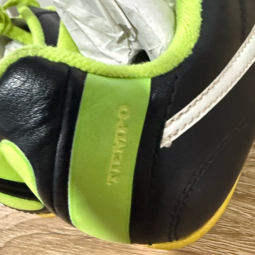 KIDS Nike Tiempo (4Y) - Picture 5 of 8